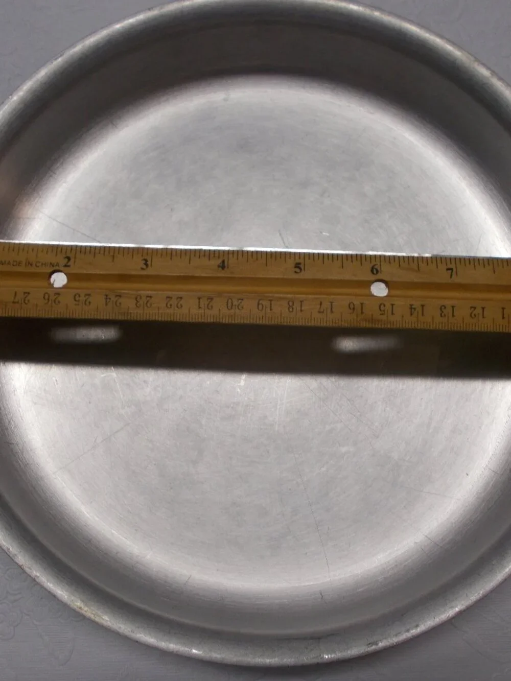 Two vintage Club Aluminum round 9